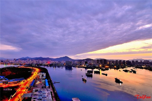 加盟E牌纳米薄膜如何选址，汽车美容加盟店需要多少钱哪家实惠